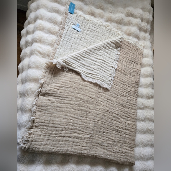 Johanna Howard Cozi Wool Gauze Throw Blanket Reversible Taupe / Natural - Picture 7 of 8